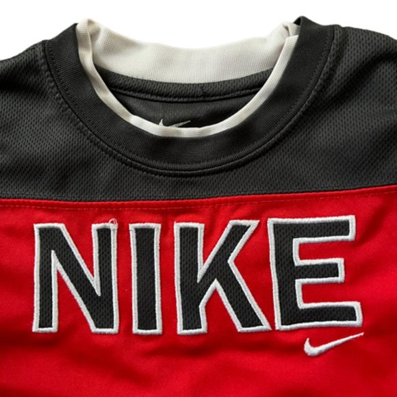 Boys Nike Shirt - Picture 2 of 2